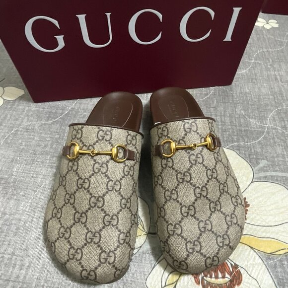 Gucci Men's Brown Monogram Slippers - Picture 1 of 4